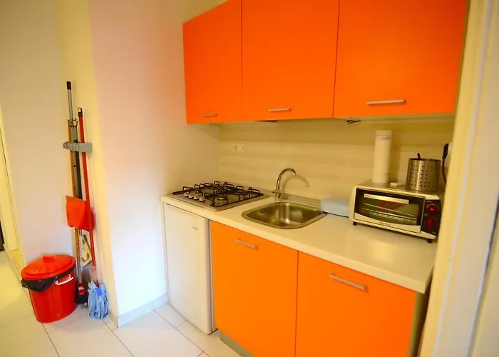 Shine Apartment